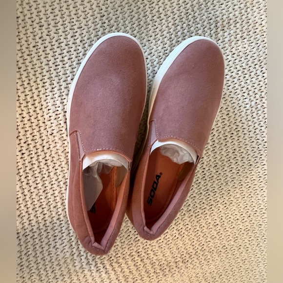 Brand New Soda Slip on Shoes - Picture 2 of 3